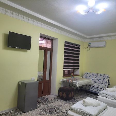 Hotel Dilnura Samarkand Buitenkant foto