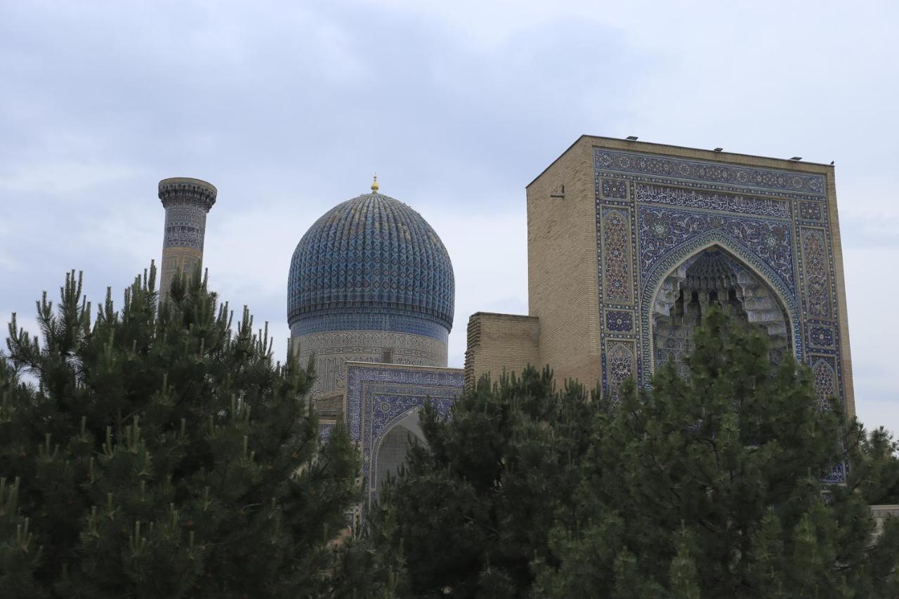 Hotel Dilnura Samarkand Buitenkant foto