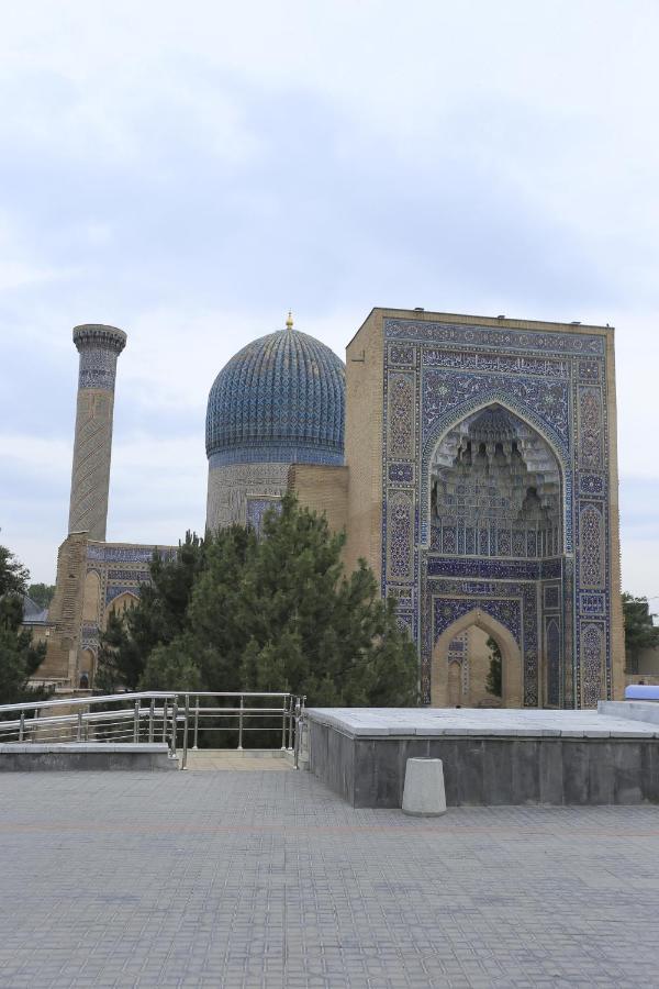 Hotel Dilnura Samarkand Buitenkant foto