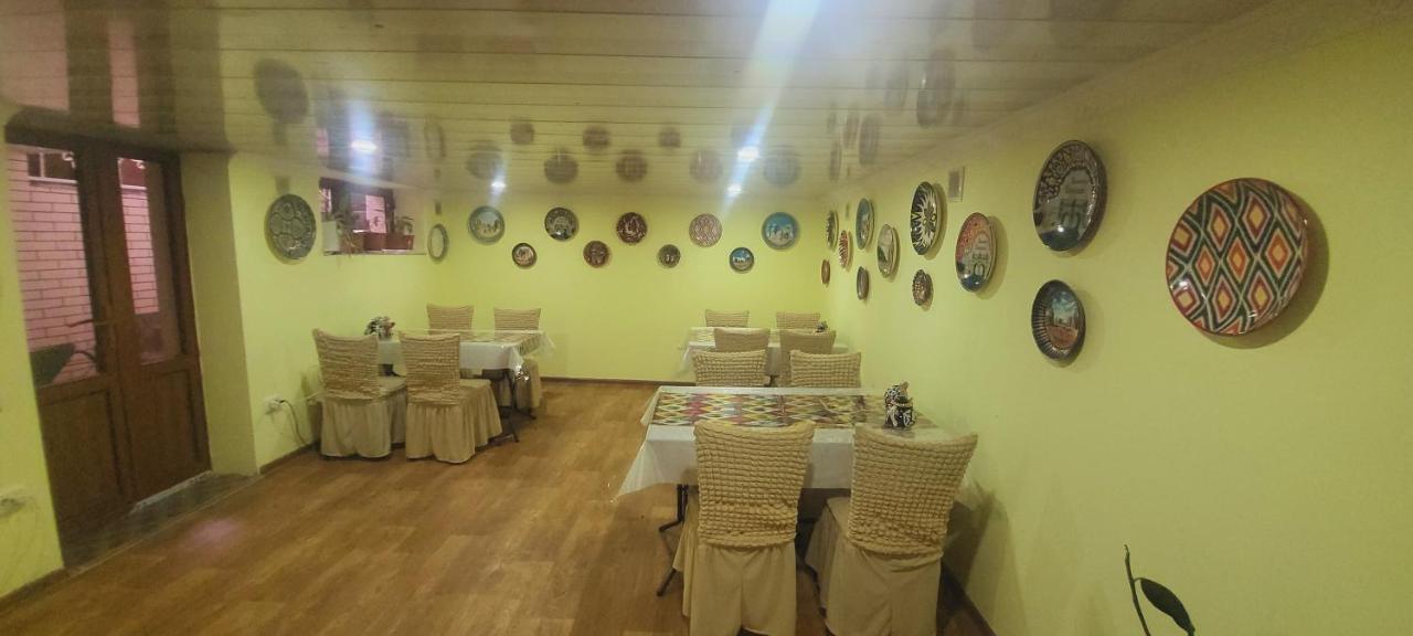 Hotel Dilnura Samarkand Buitenkant foto