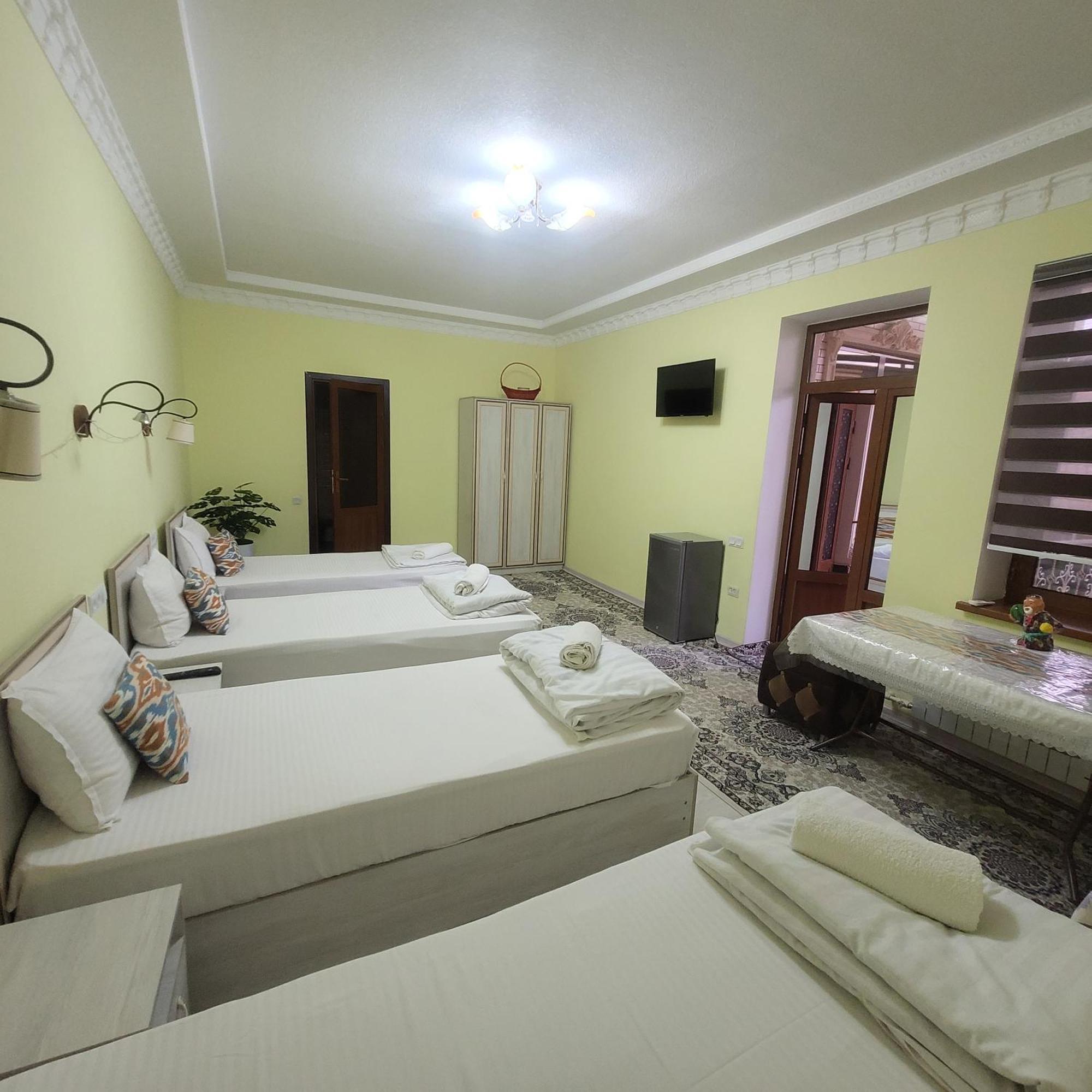 Hotel Dilnura Samarkand Buitenkant foto