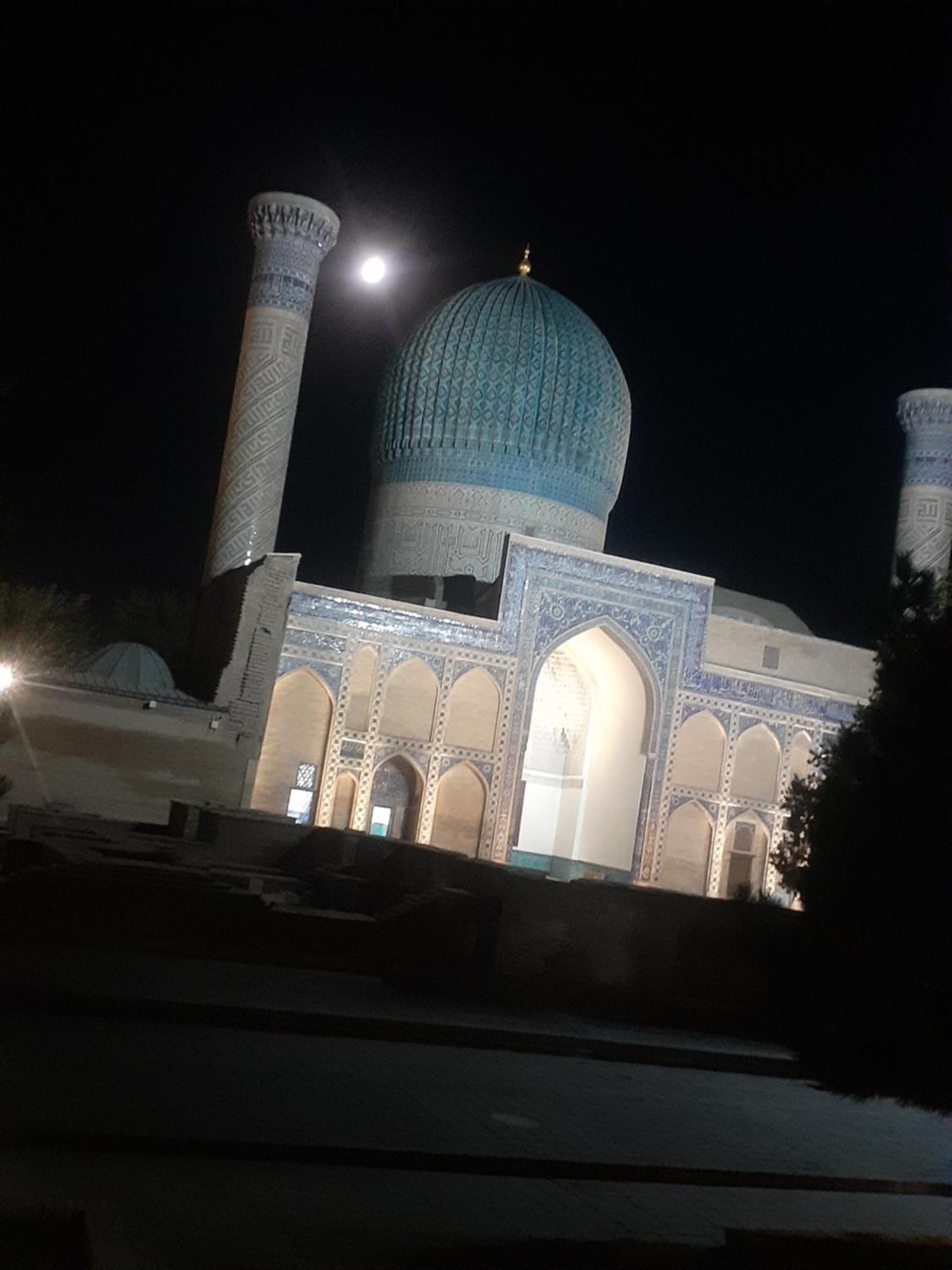 Hotel Dilnura Samarkand Buitenkant foto